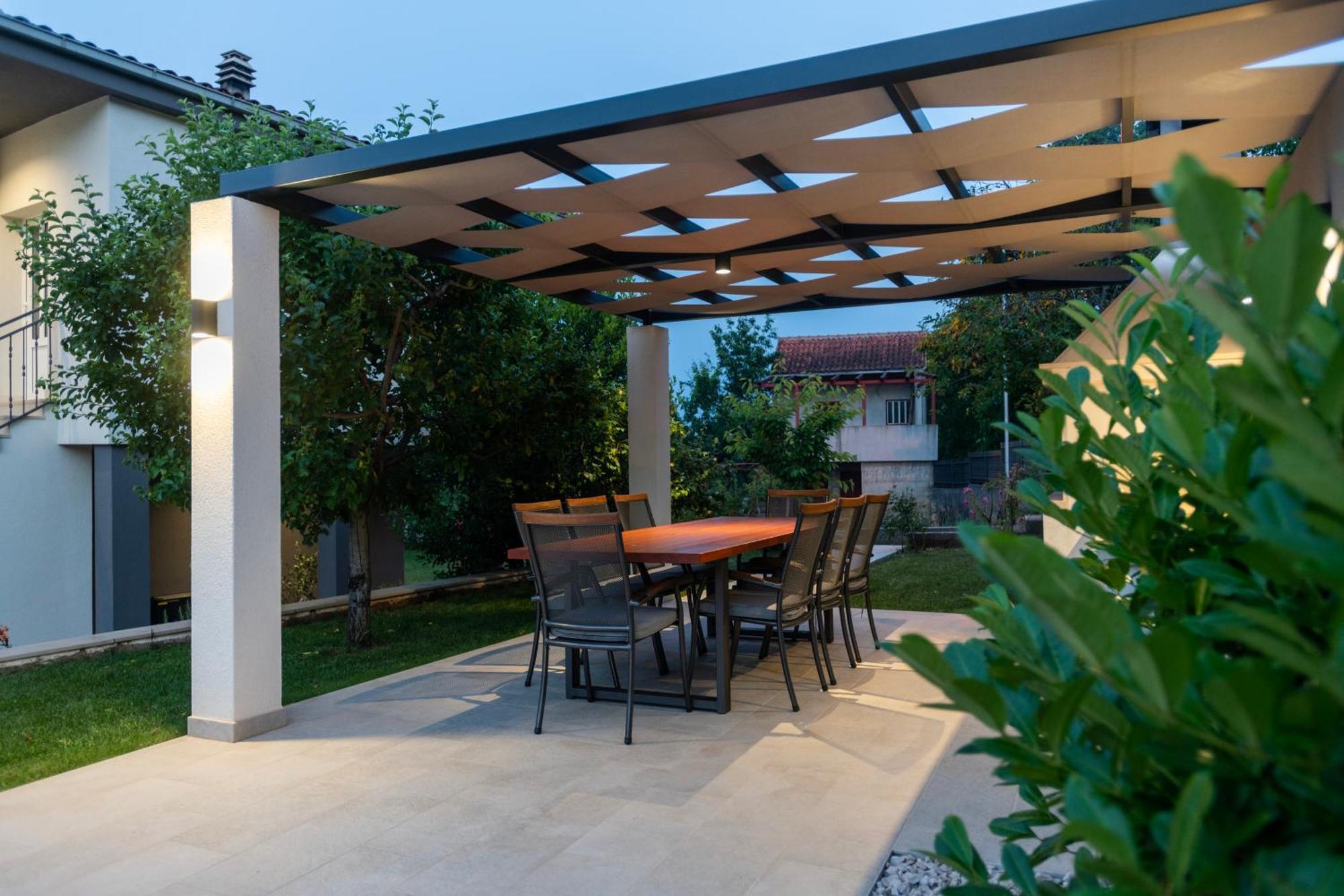 Villa Latica Dicmo 외부 사진